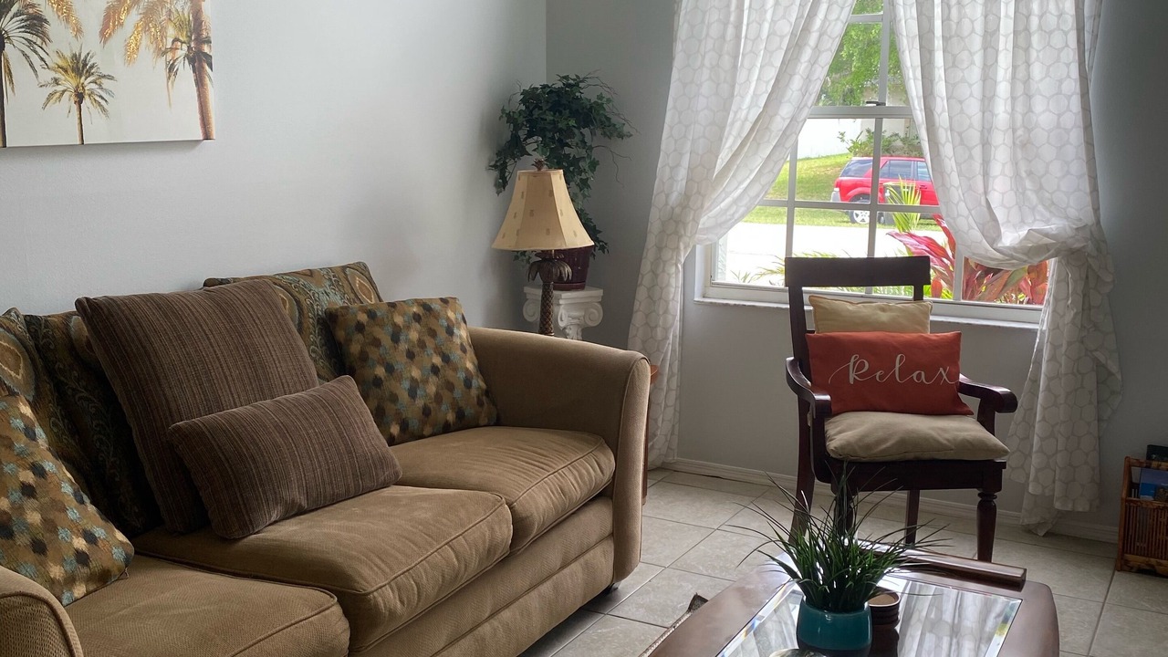 Photo of Livingroom in Port Malabar