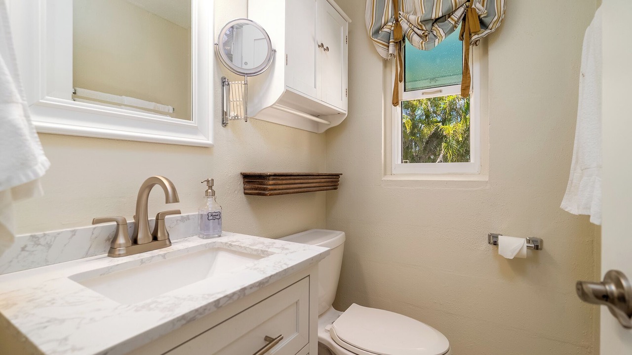 Photo of Bathroom in Holmes Beach