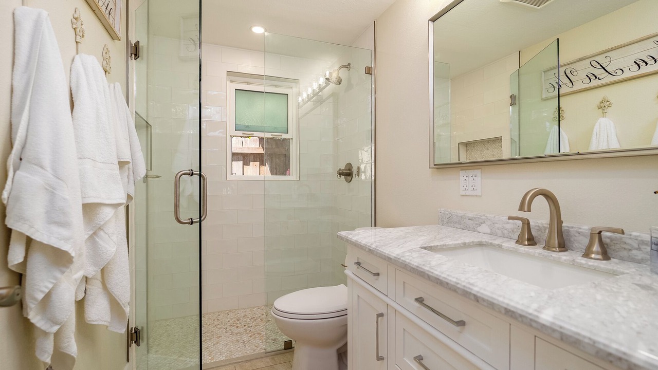 Photo of Bathroom in Holmes Beach