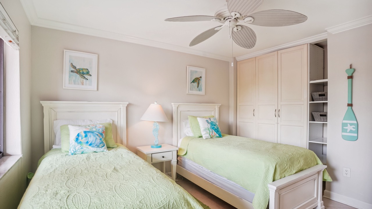 Photo of Bedroom in Sunset Beach