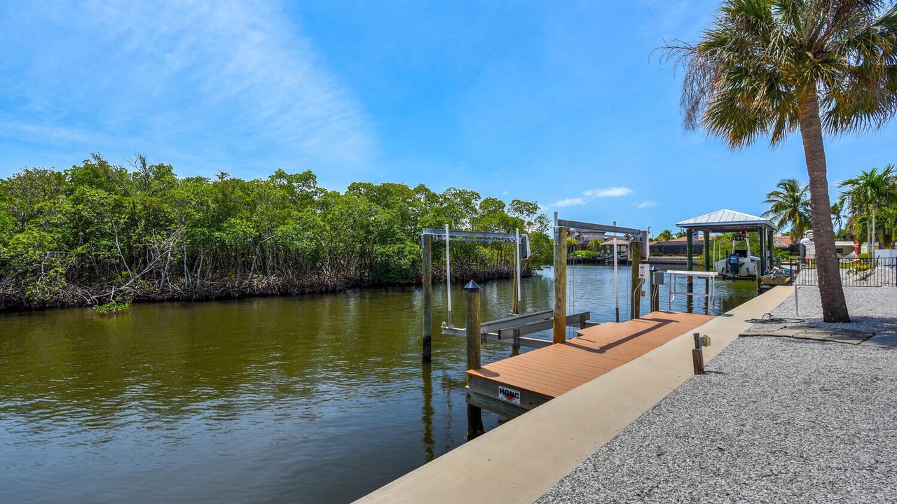 Photo of Outdoor in Saint James City
