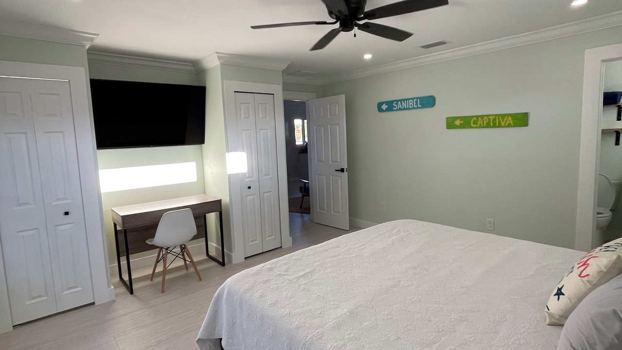 Photo of Bedroom in Mid Island
