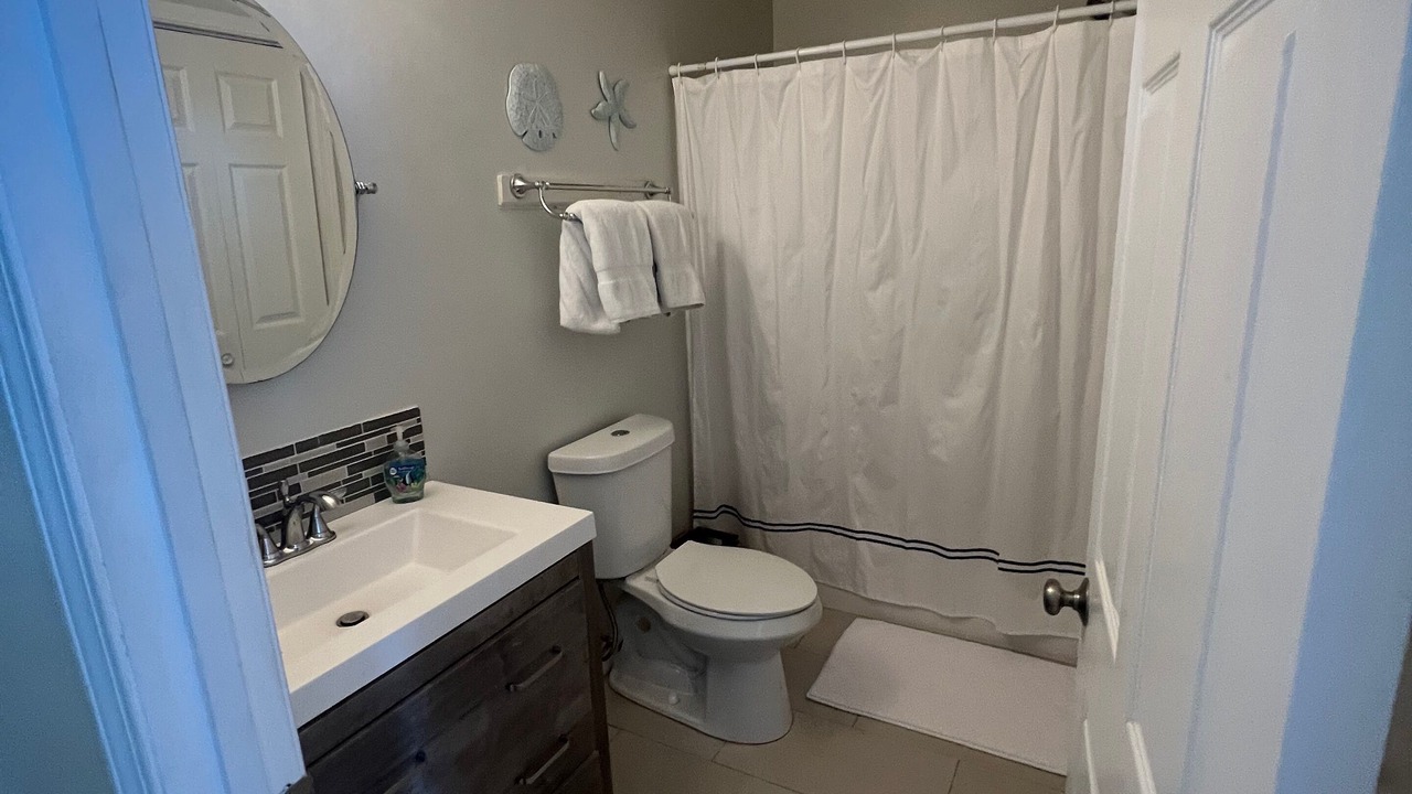 Photo of Bathroom in Key Largo Village
