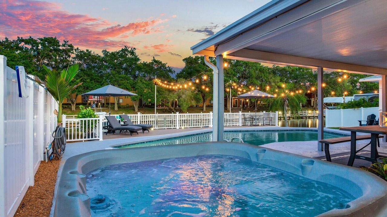 Photo of Outdoor in Tampa Shores