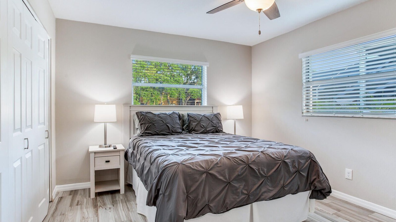 Photo of Bedroom in Tampa Shores