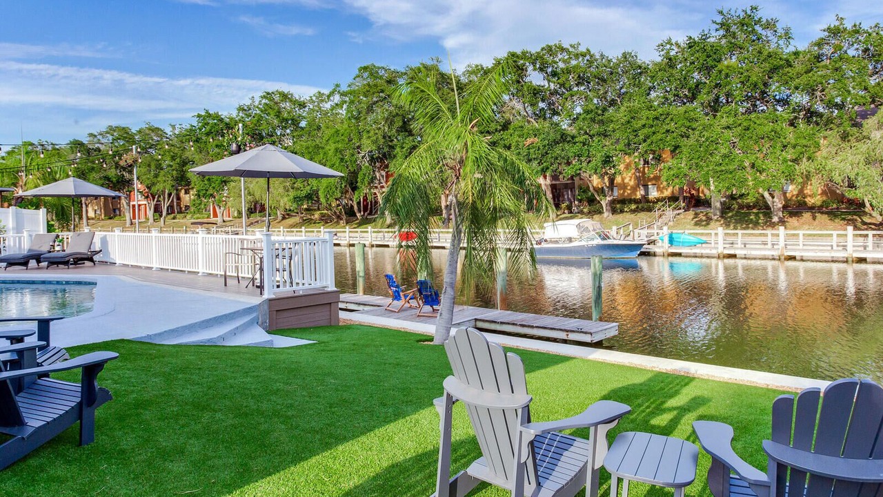 Photo of Outdoor in Tampa Shores