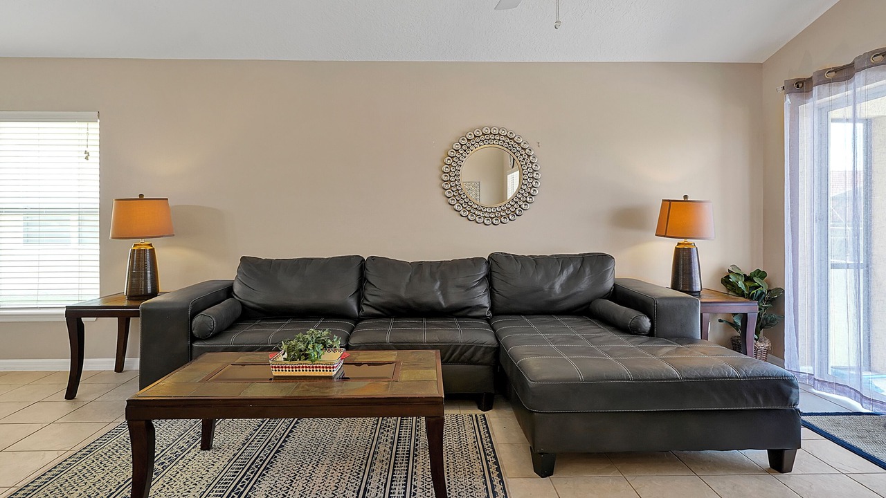Photo of Livingroom in Loughman