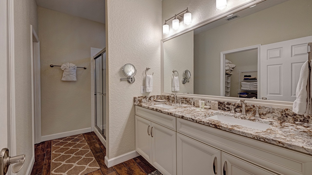 Photo of Bathroom in Windsor Hills