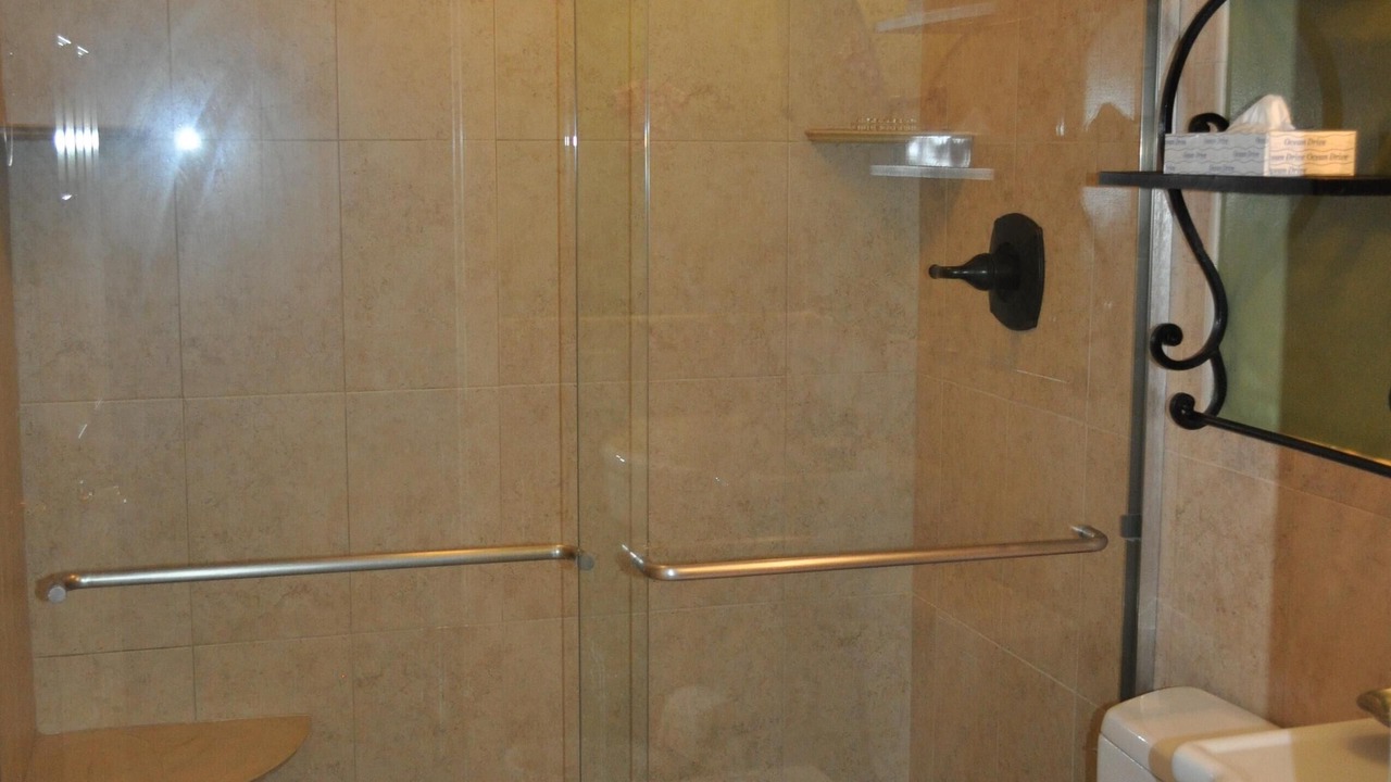 Photo of Bathroom in Tavernier