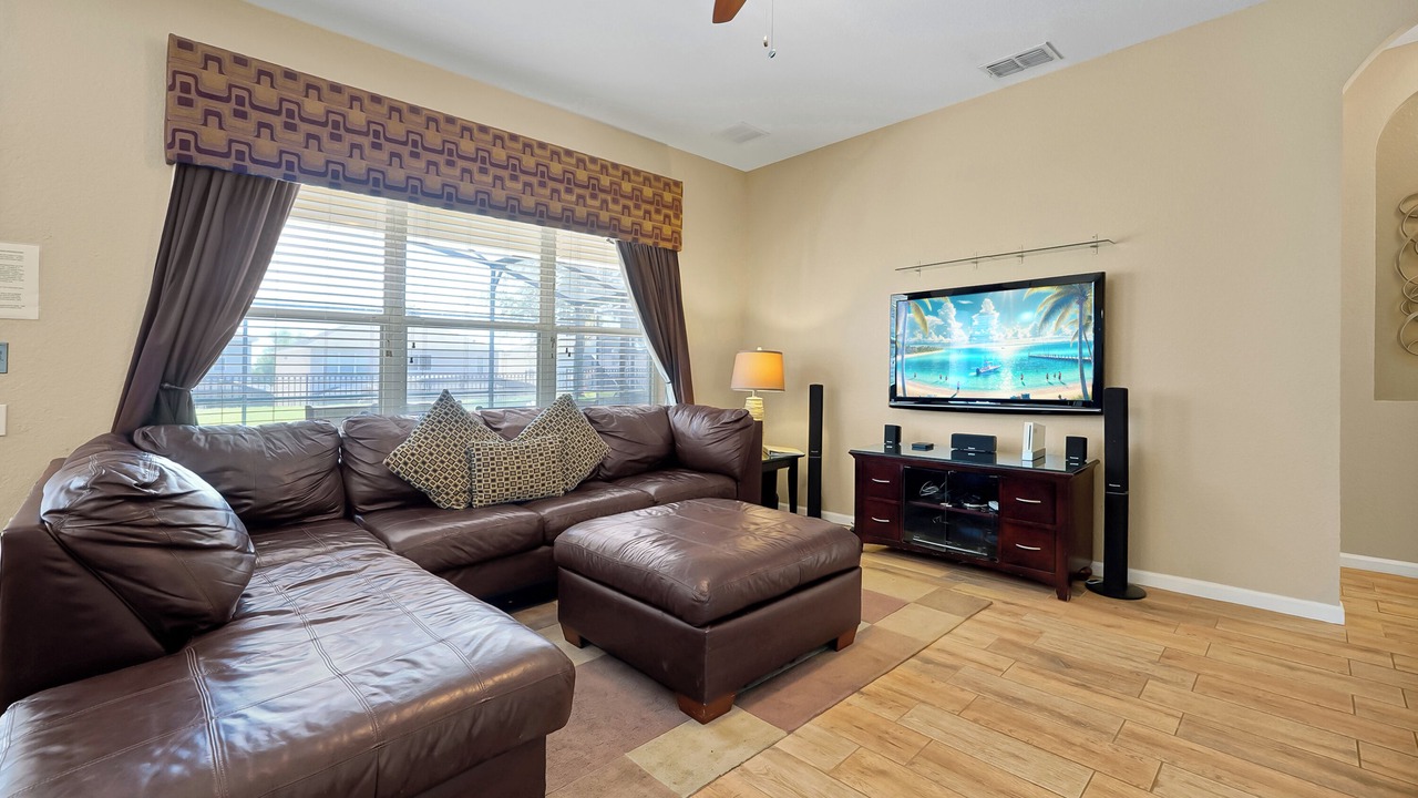 Photo of Livingroom in Windsor Hills