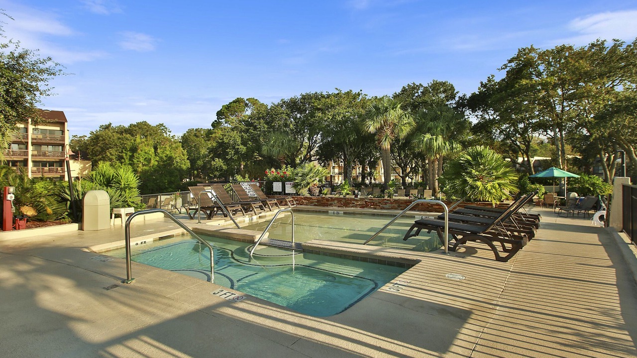 Photo of Outdoor in Folly Field