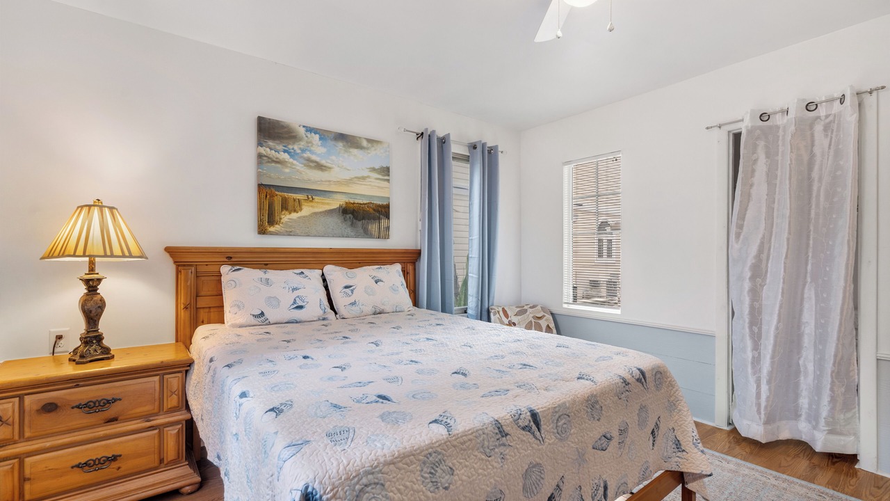 Photo of Bedroom in Treasure Island