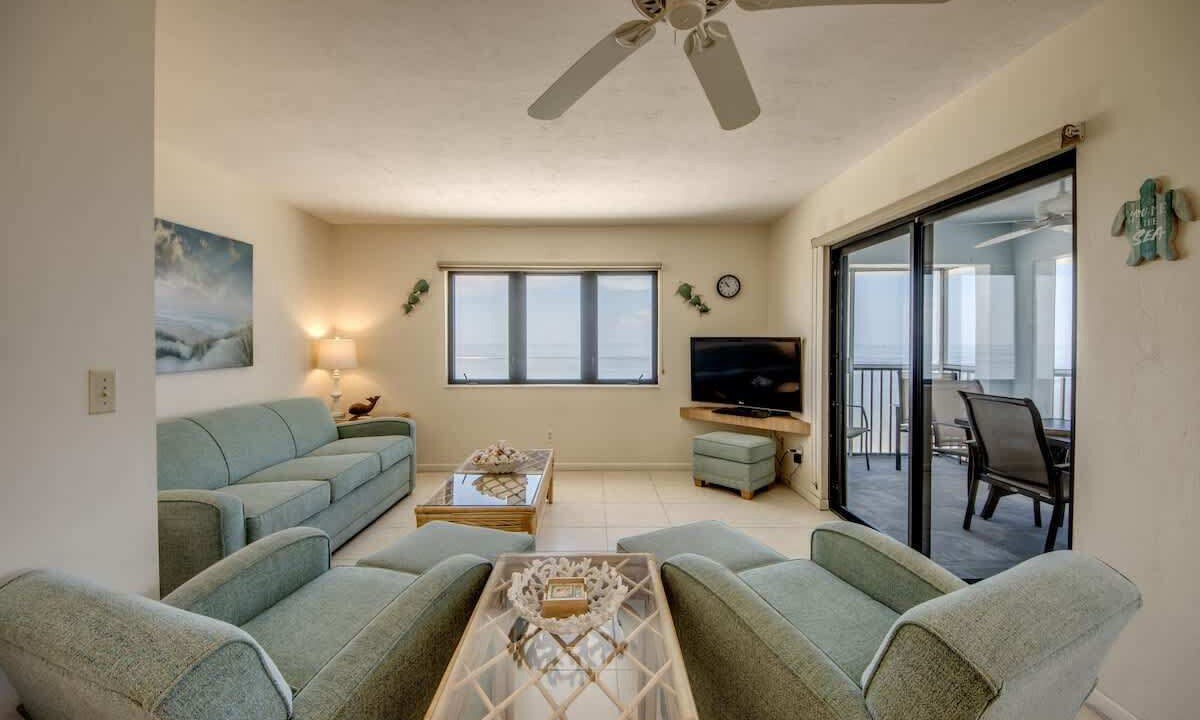 Photo of Livingroom in Fort Myers Beach