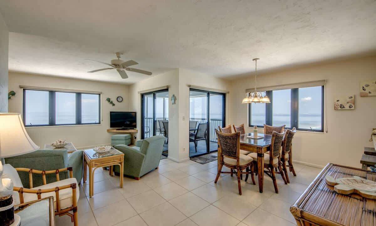 Photo of Livingroom in Fort Myers Beach
