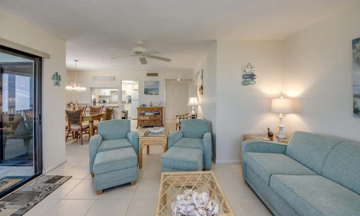 Photo of Livingroom in Fort Myers Beach