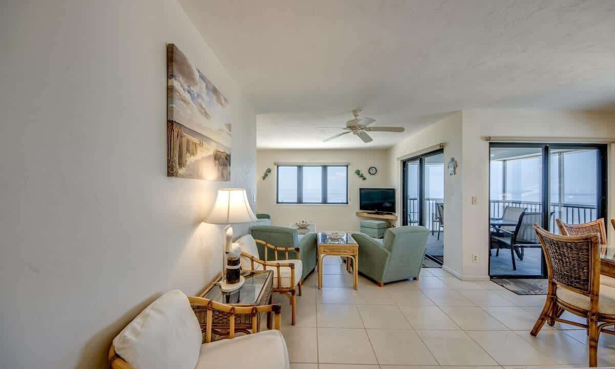 Photo of Livingroom in Fort Myers Beach