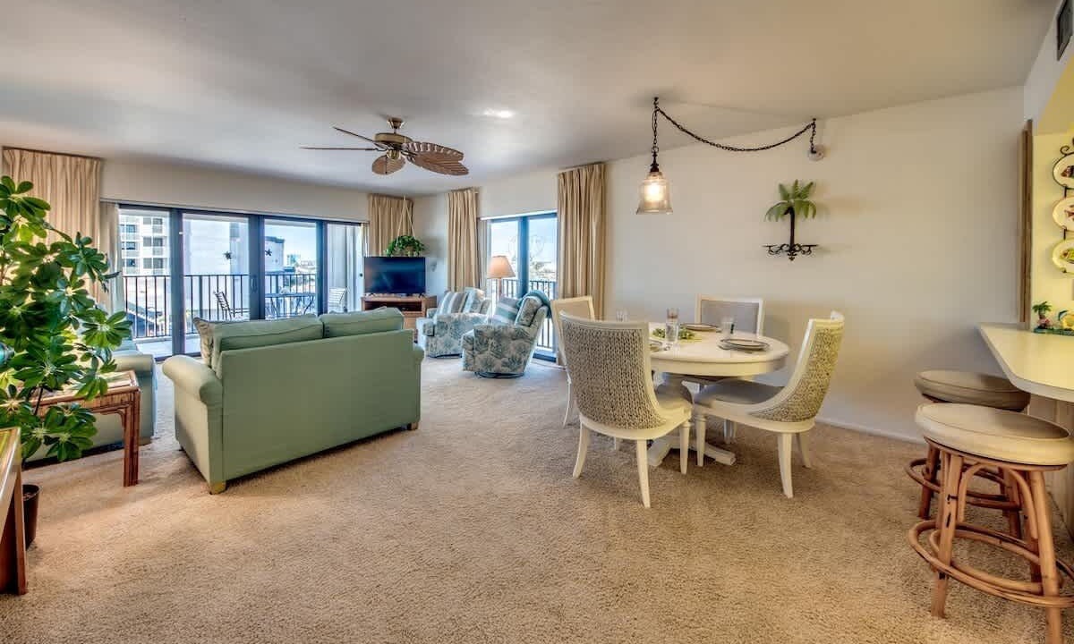 Photo of Livingroom in Fort Myers Beach
