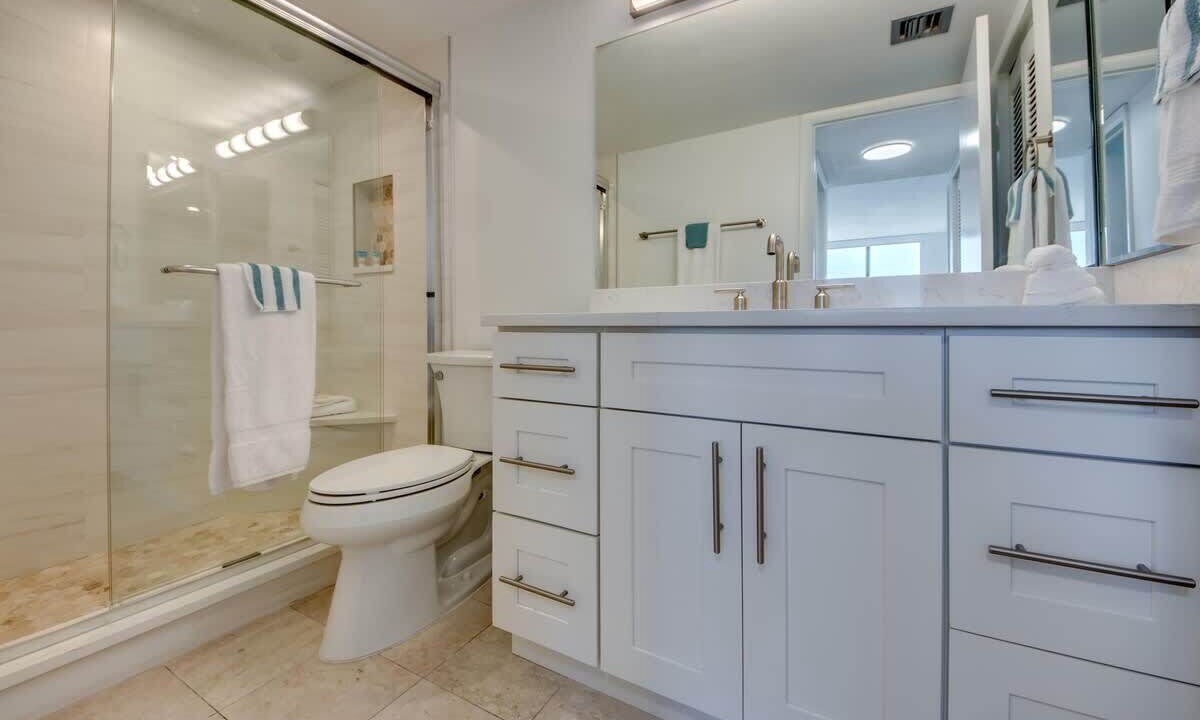 Photo of Bathroom in Fort Myers Beach