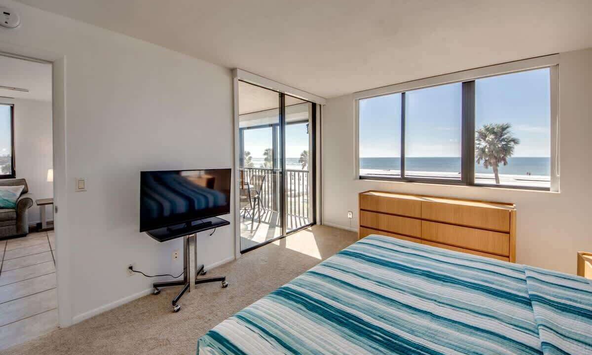 Photo of Bedroom in Fort Myers Beach