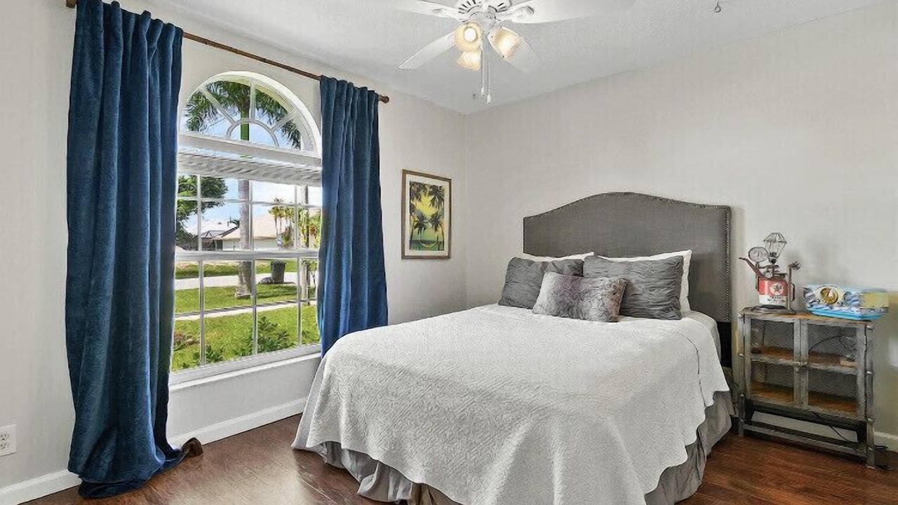 Photo of Bedroom in North Palm Beach Heights