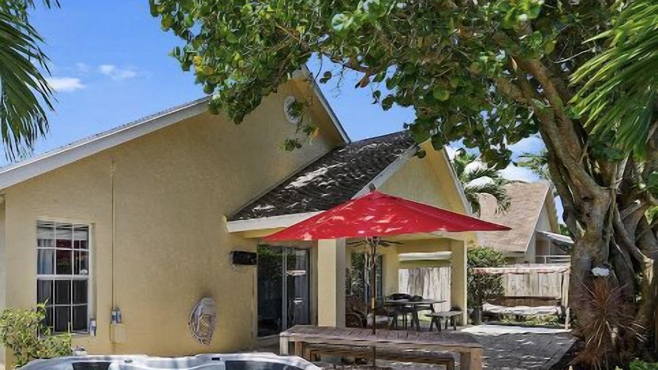 Photo of Patio Balcony in North Palm Beach Heights