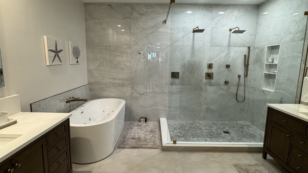 Photo of Bathroom in Naples
