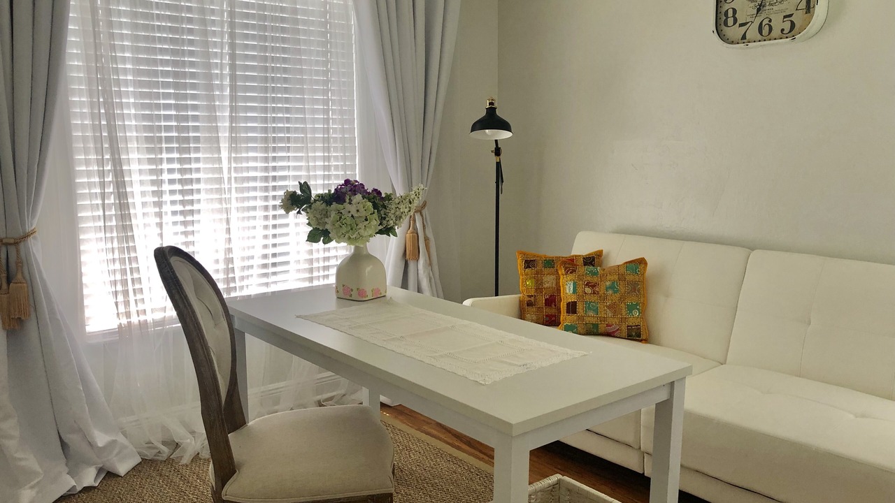 Photo of Livingroom in Palm River Estates