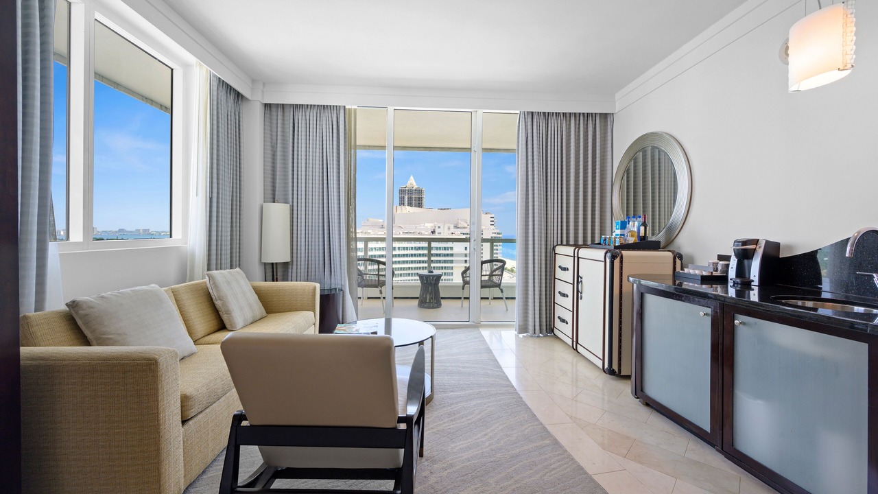 Photo of Livingroom in Mid Beach