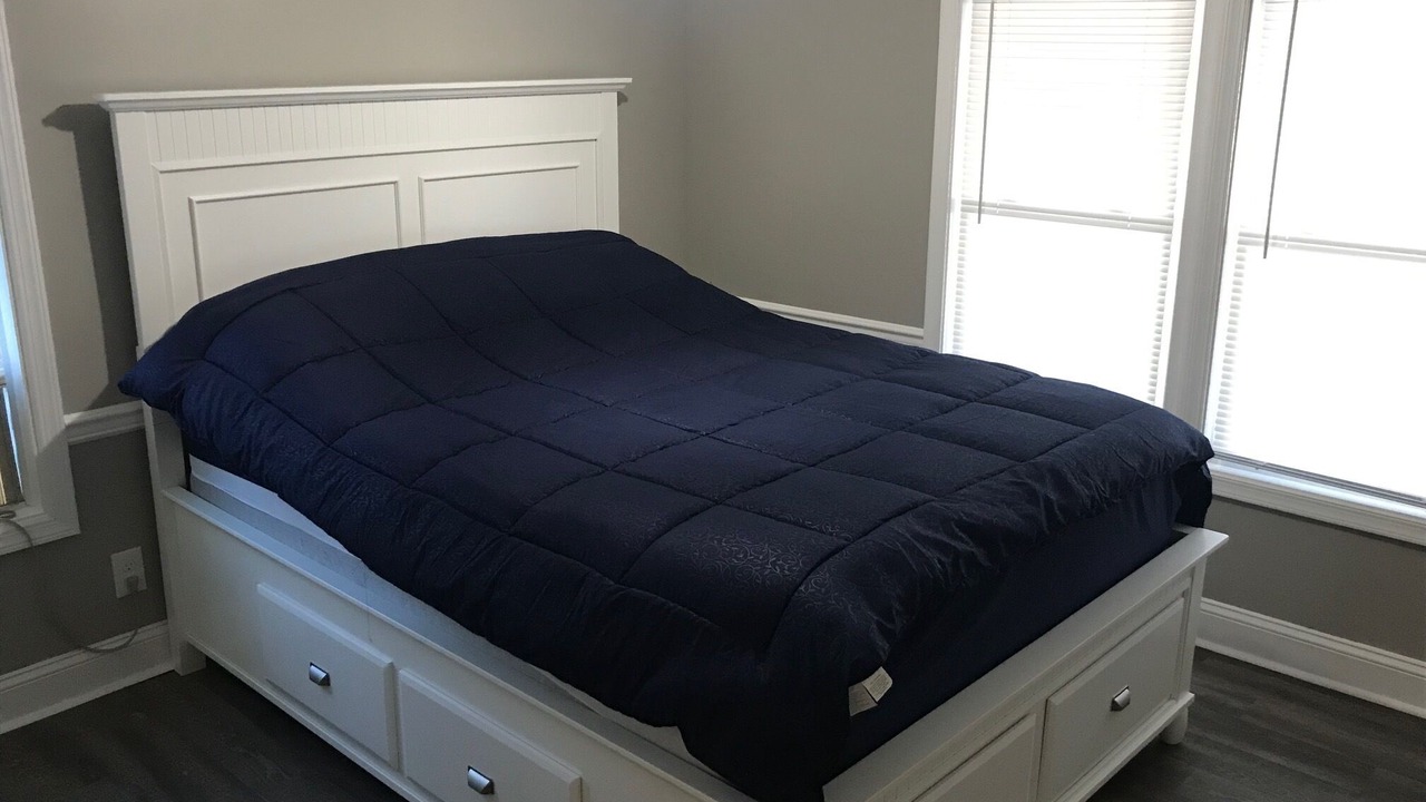 Photo of Bedroom in Town Bank