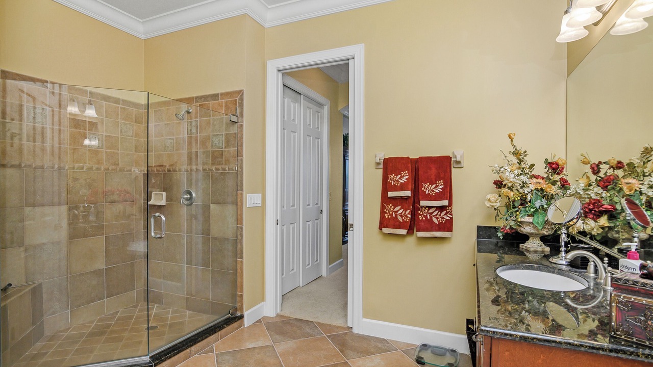 Photo of Bathroom in Naples