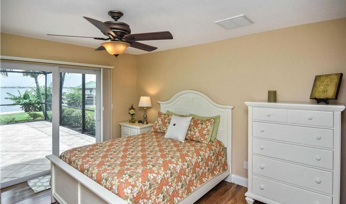 Photo of Bedroom in Caloosahatchee