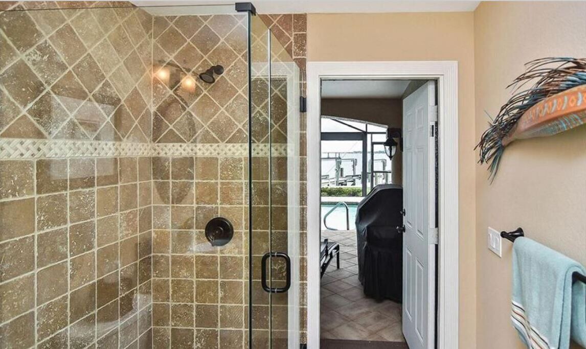 Photo of Bathroom in Caloosahatchee