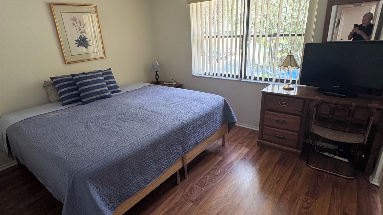 Photo of Bedroom in Oldsmar