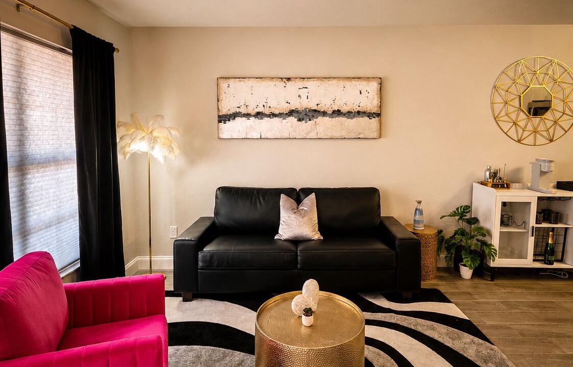 Photo of Livingroom in Land O' Lakes