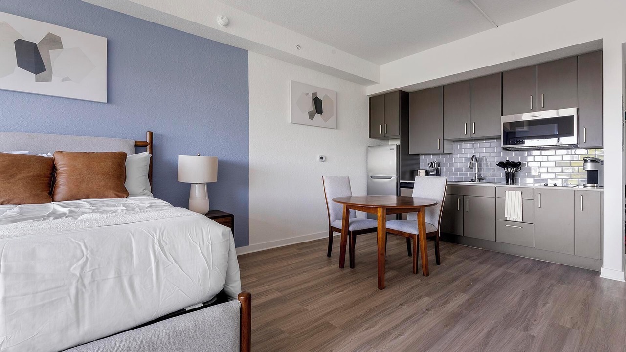Photo of Bedroom in Golden Gate