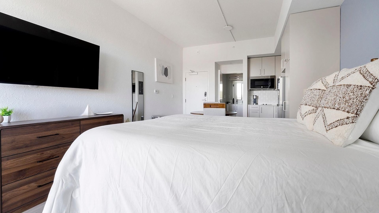 Photo of Bedroom in Golden Gate
