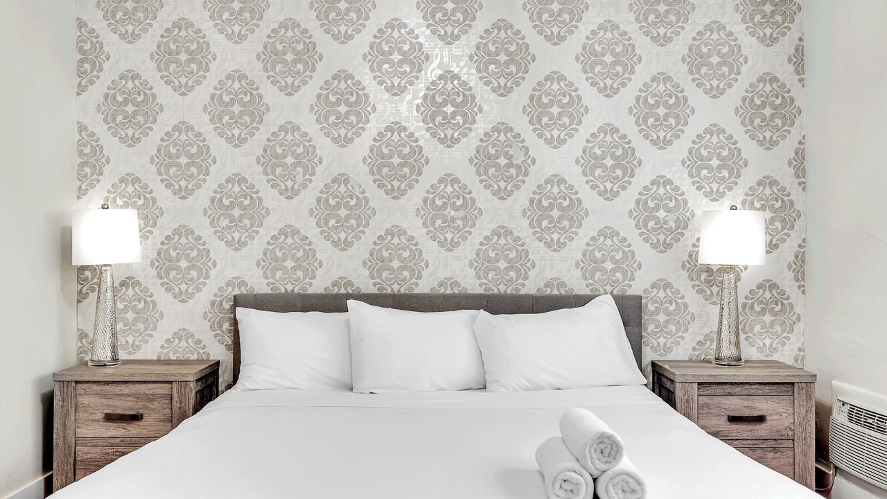 Photo of Bedroom in Bay Harbor Islands