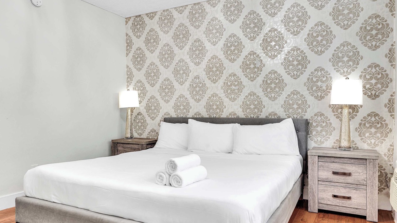 Photo of Bedroom in Bay Harbor Islands