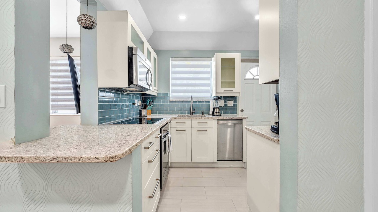 Photo of Kitchen in Bay Harbor Islands
