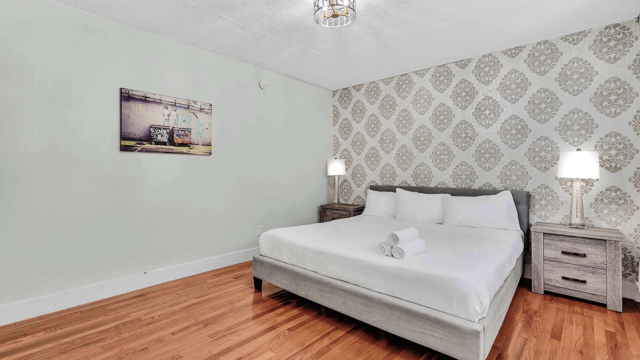 Photo of Bedroom in Bay Harbor Islands