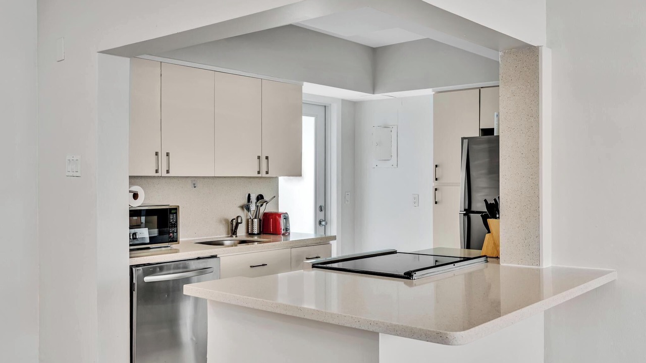 Photo of Kitchen in Bay Harbor Islands