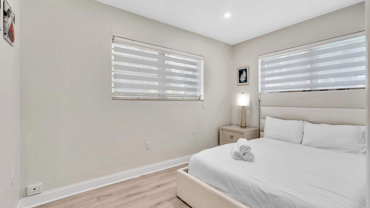 Photo of Bedroom in Bay Harbor Islands