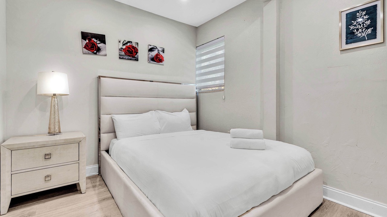 Photo of Bedroom in Bay Harbor Islands