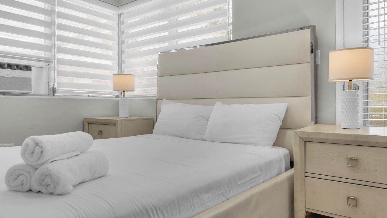 Photo of Bedroom in Bay Harbor Islands