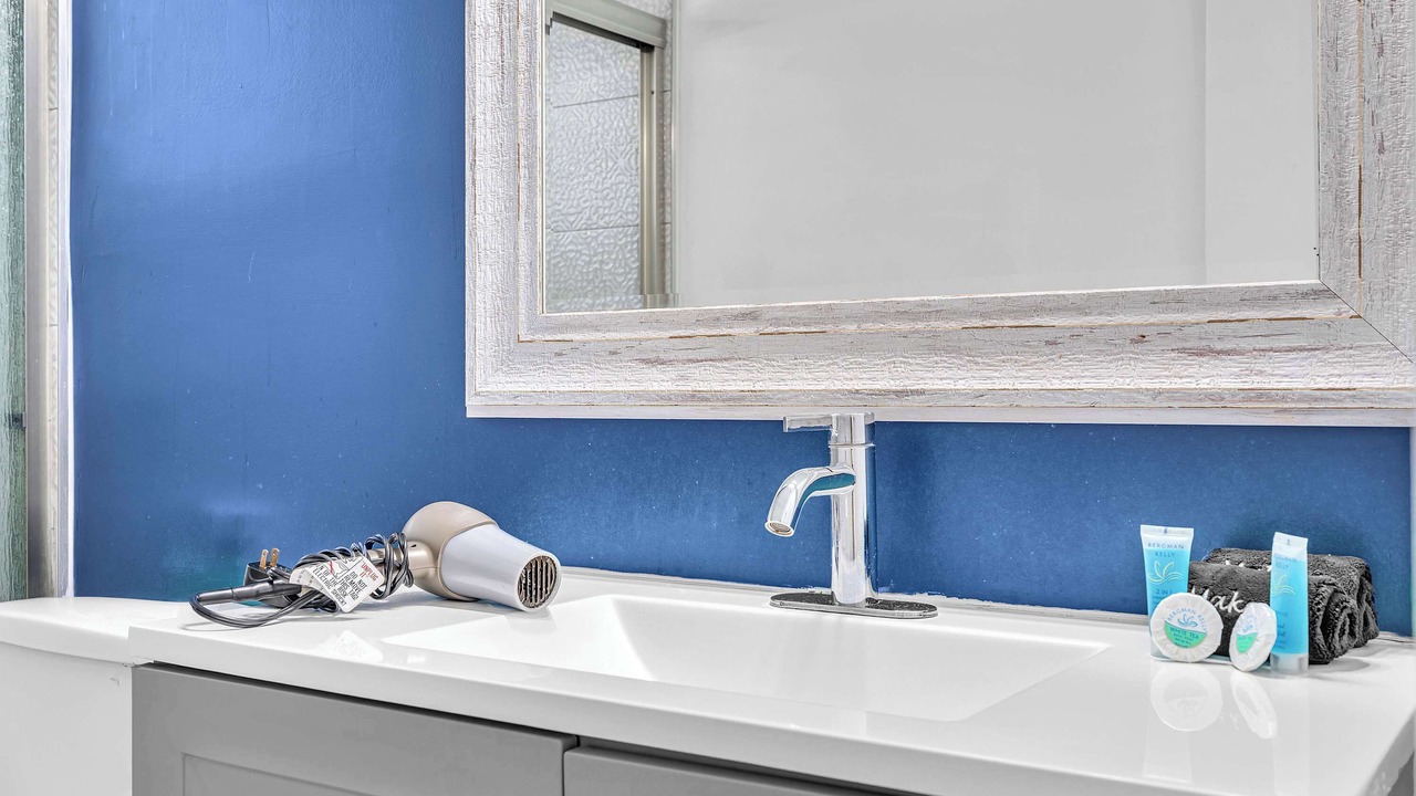 Photo of Bathroom in Bay Harbor Islands