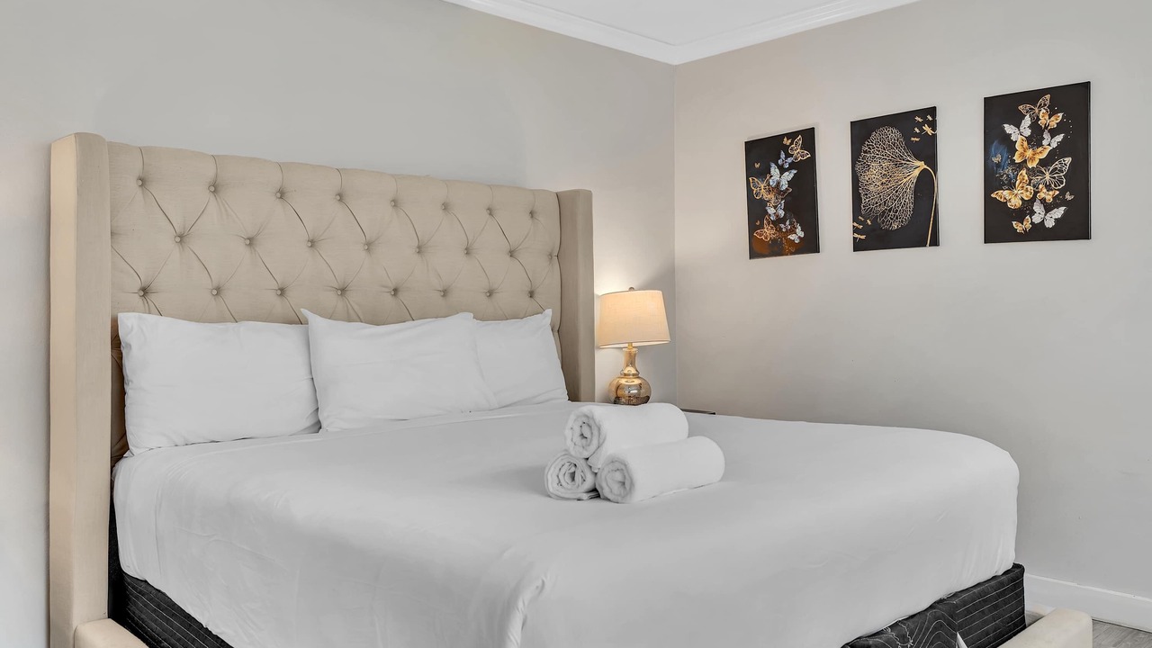 Photo of Bedroom in Bay Harbor Islands