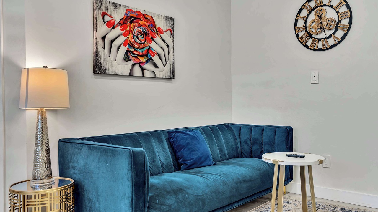 Photo of Livingroom in Bay Harbor Islands