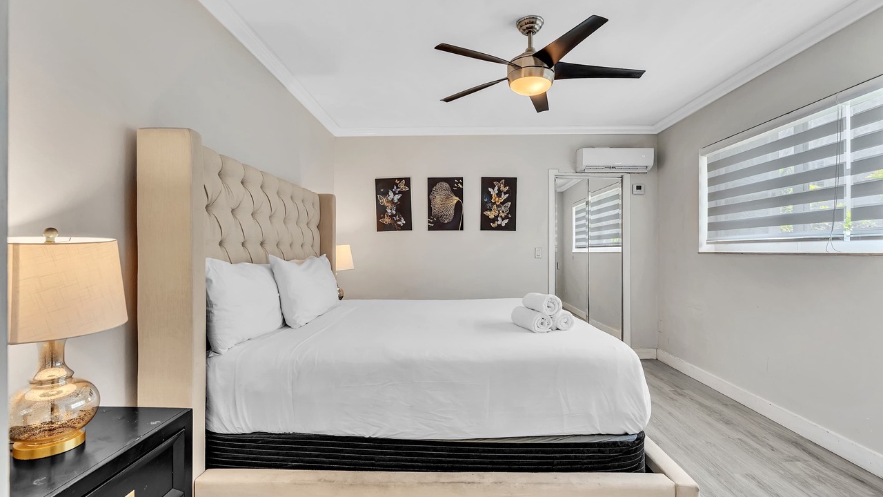 Photo of Bedroom in Bay Harbor Islands