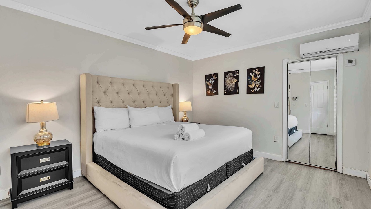 Photo of Bedroom in Bay Harbor Islands