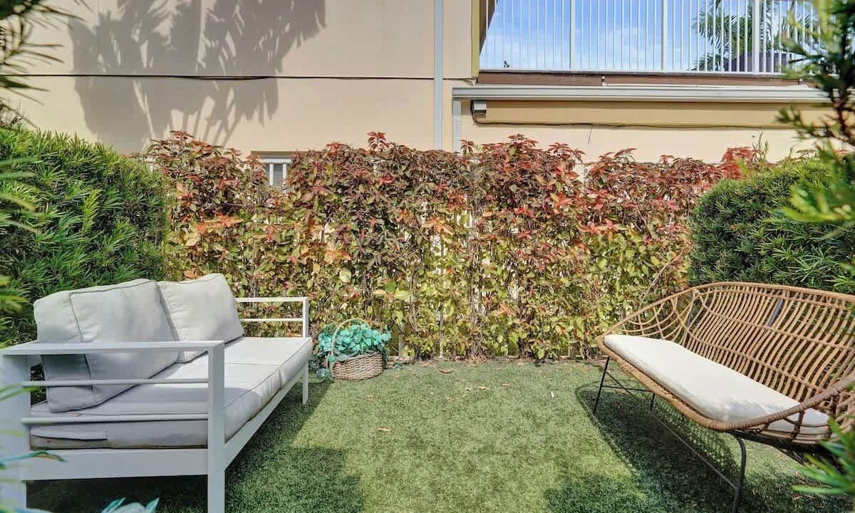 Photo of Patio Balcony in Mango Groves